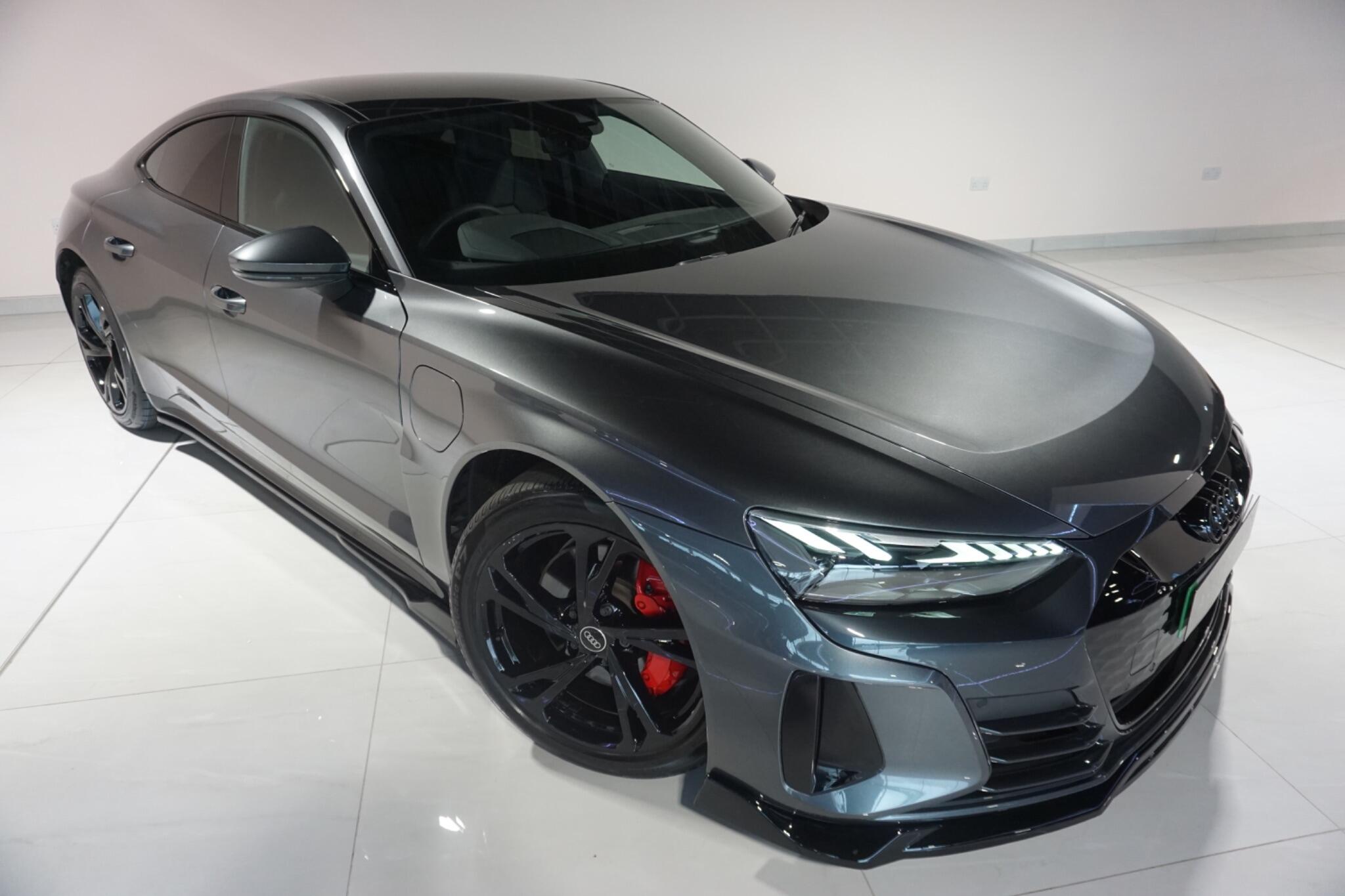 Audi e-tron GT 93.4kWh Saloon 4dr Electric Auto quattro (476 ps)